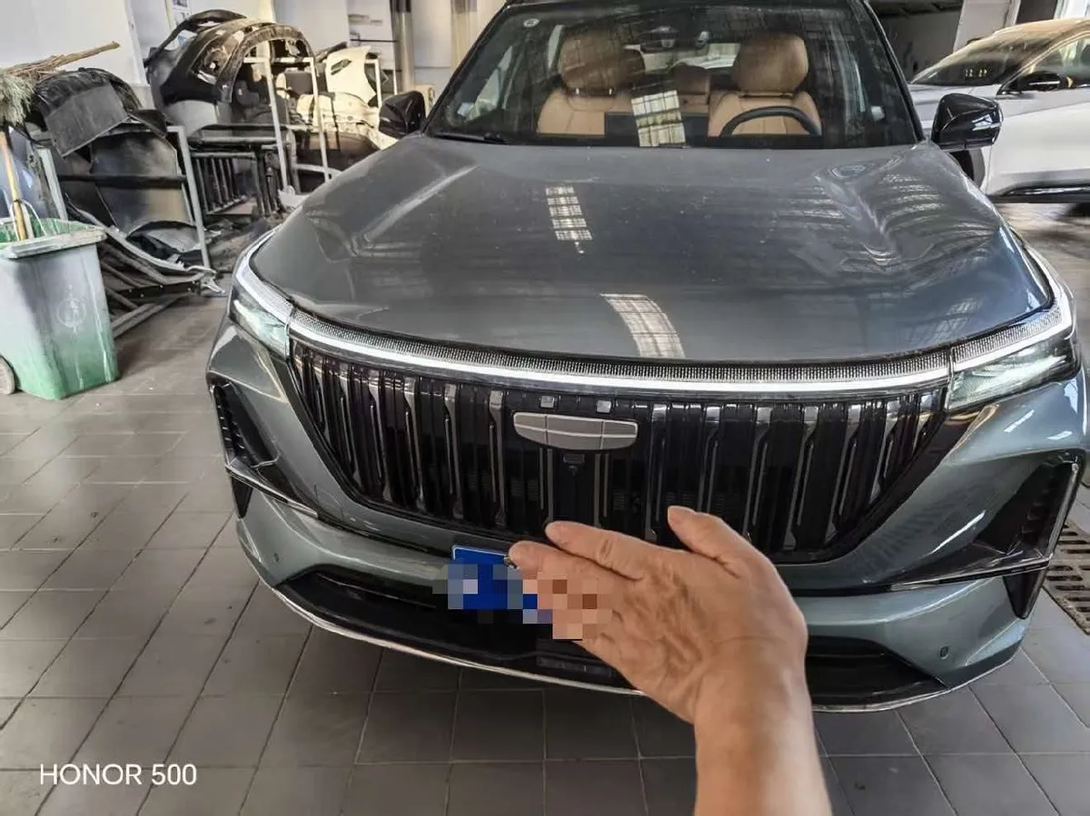 GEELY BOYUE L 2025