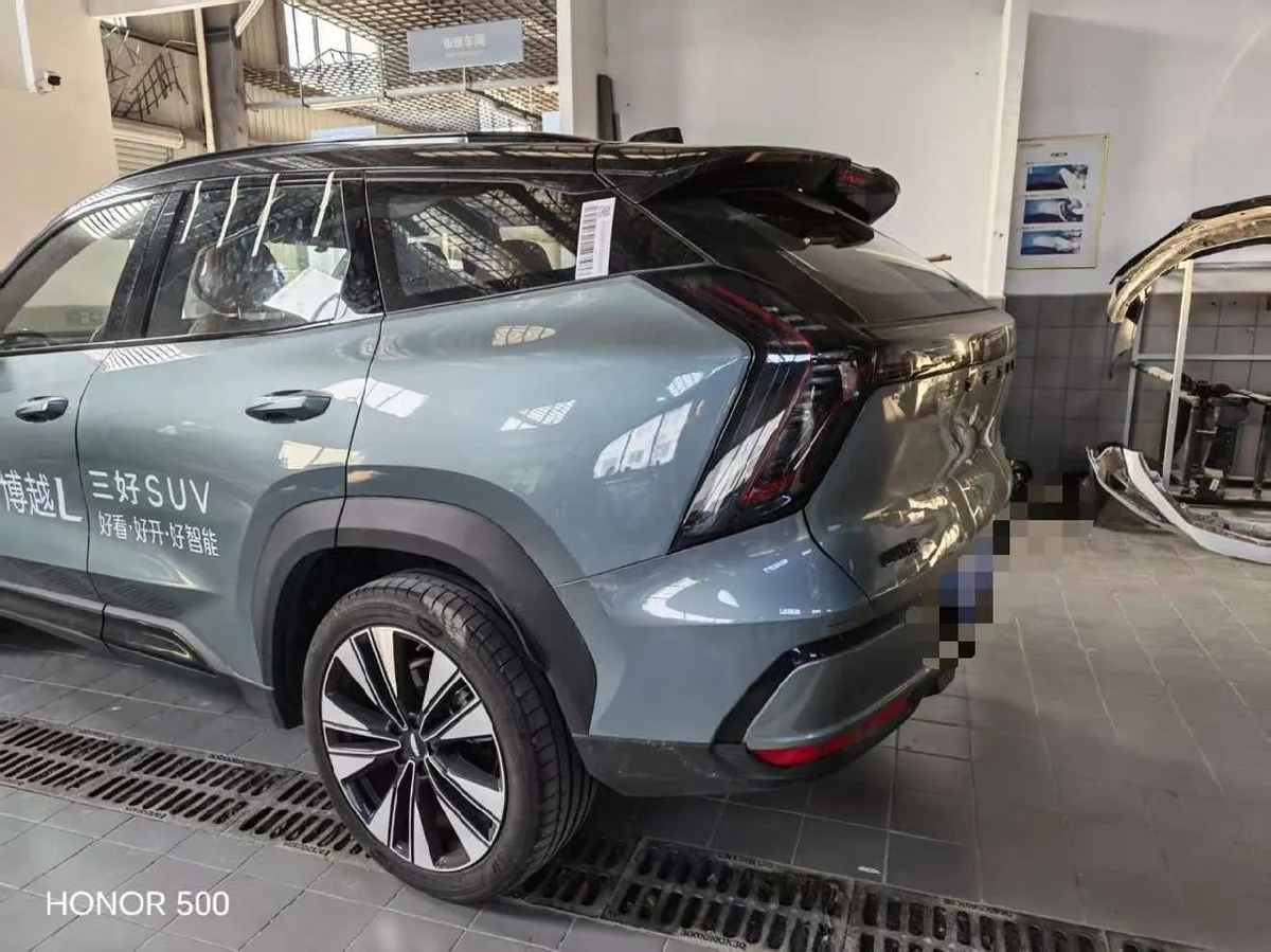GEELY BOYUE L 2025