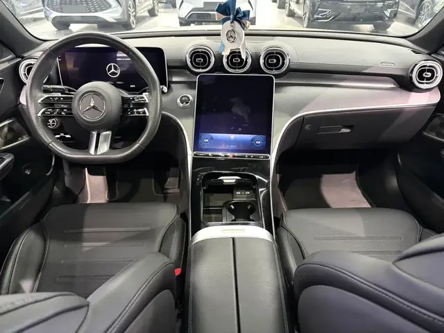 MERCEDES-BENZ C260L 2023