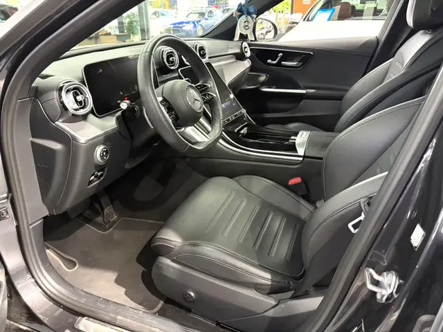 MERCEDES-BENZ C260L 2023