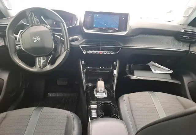 PEUGEOT 2008 2021