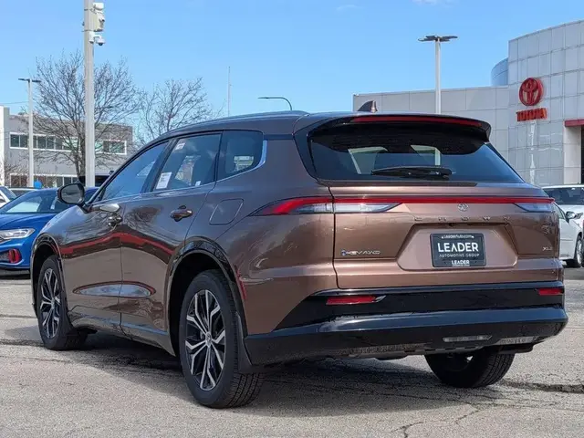 TOYOTA CROWN SIGNIA XLE 2026