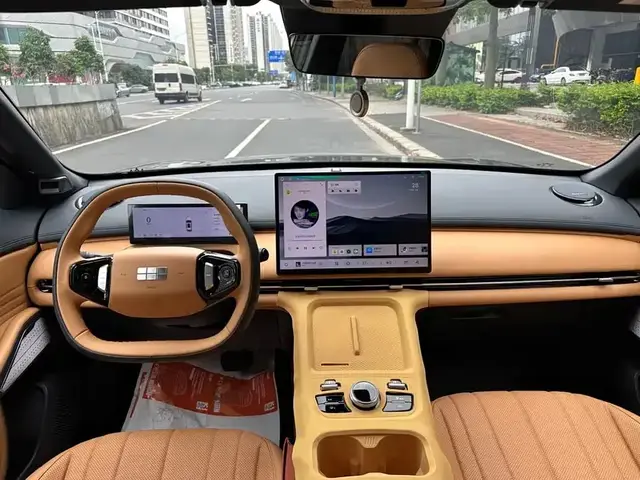 GEELY STARSHIP EM-I STARSHIP 7 EM-I 1 2025