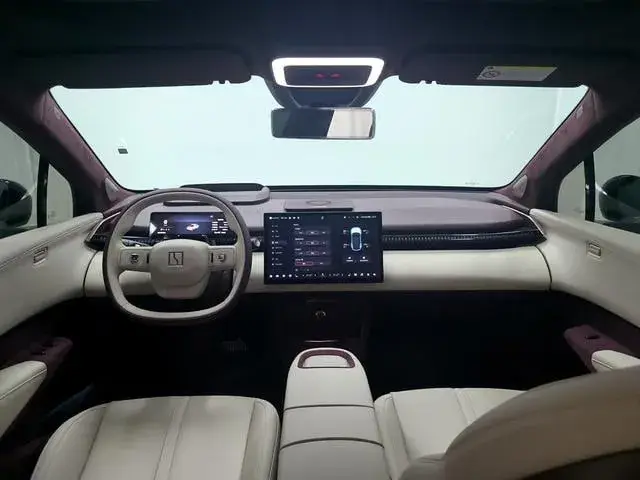 ZEEKR X 2024
