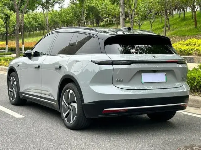 NIO ES6 2025