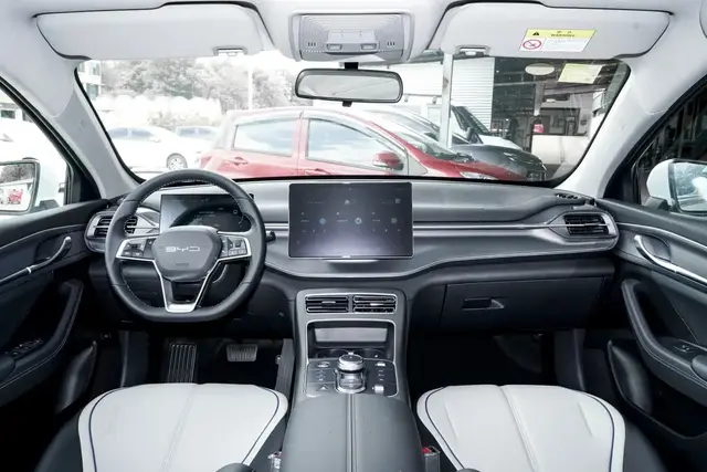 BYD DESTROYER DM-I 55KM DESTROYER 05 DM-I 55KM 2025
