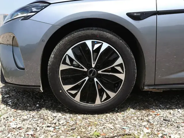 BYD SEAL 07 2026