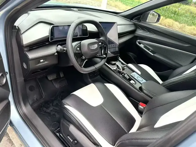 GEELY BOYUE COOL 2023