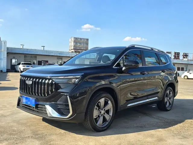 GEELY OKAVANGO 2025