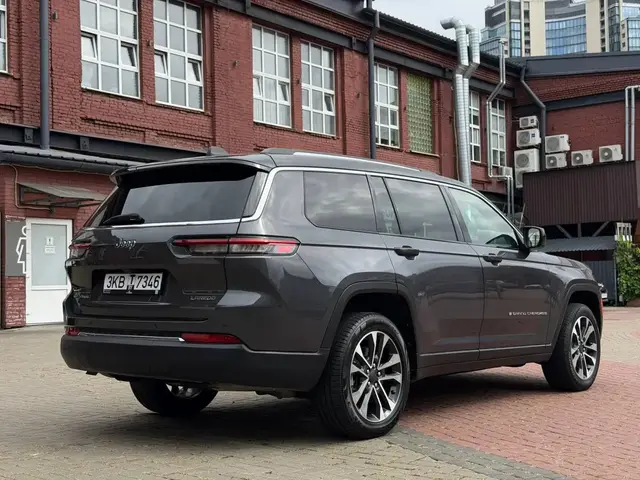 JEEP GRAND CHEROKEE L LAREDO 2022