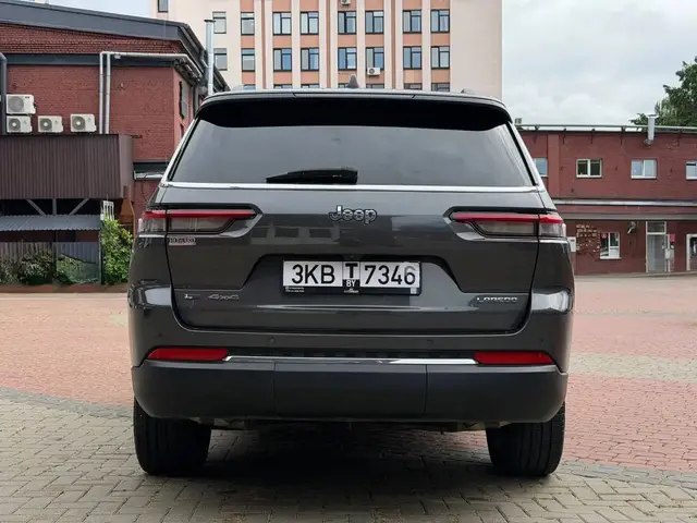 JEEP GRAND CHEROKEE L LAREDO 2022