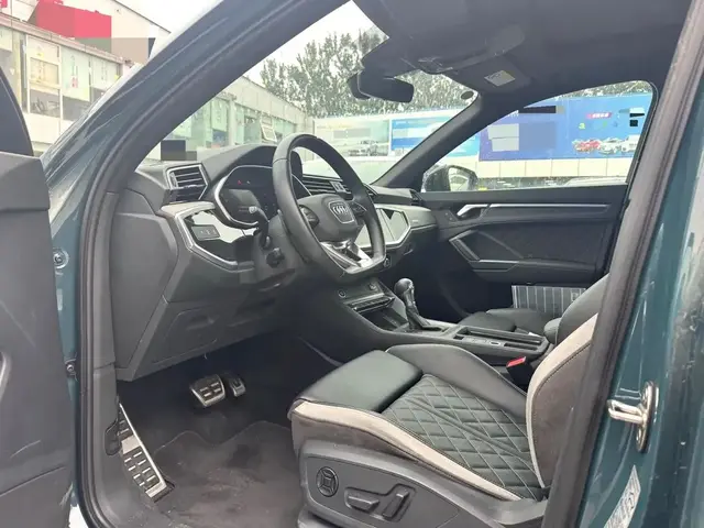 AUDI Q3 2024 Q3 2 2024