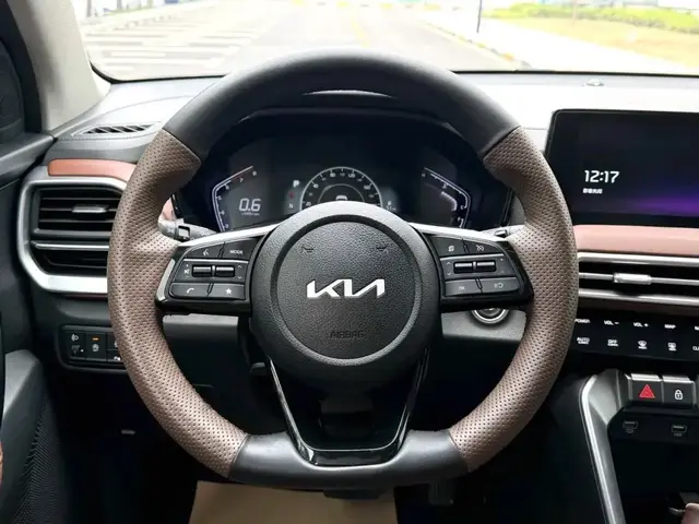 KIA SPORTAGE K5 PREMIUM 2022