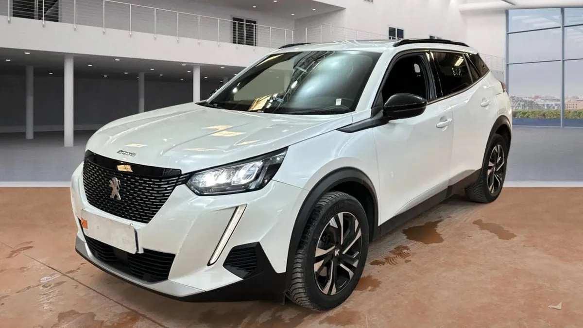 PEUGEOT 2008 BLUEHDI 130 S 2023