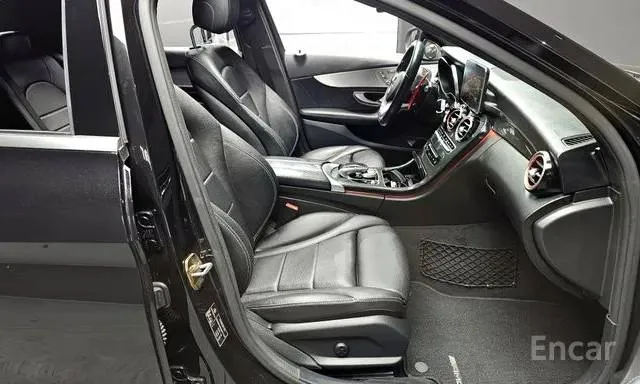 MERCEDES-BENZ C350E 2018