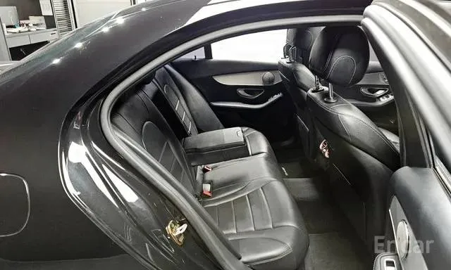 MERCEDES-BENZ C350E 2018