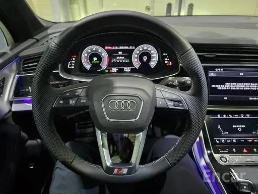 AUDI Q7 55 TFSI QUATTRO 2024