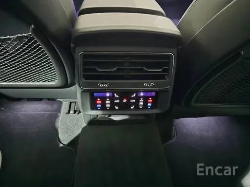 AUDI Q7 55 TFSI QUATTRO 2024
