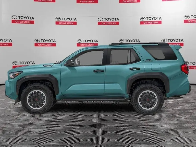 TOYOTA 4 2026