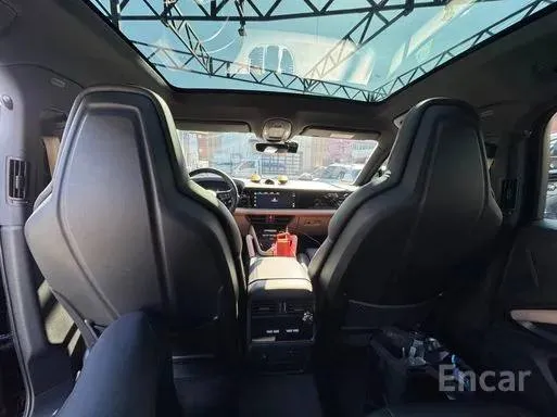 PORSCHE CAYENNE COUPE 2023