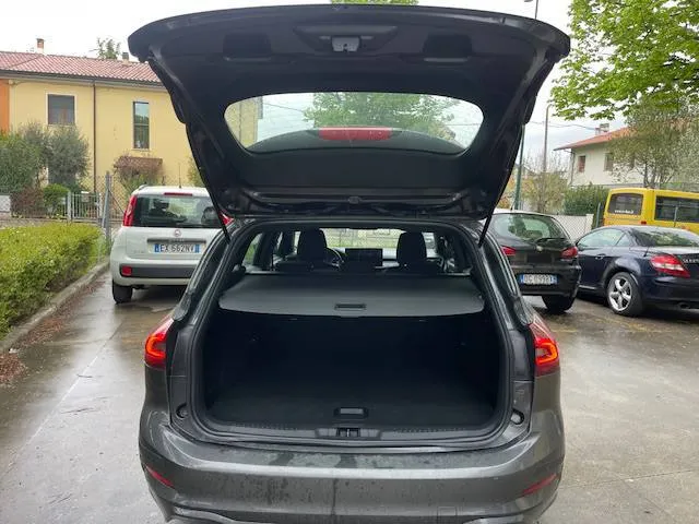 FORD FOCUS 2022