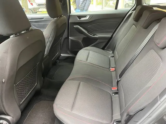 FORD FOCUS 2022
