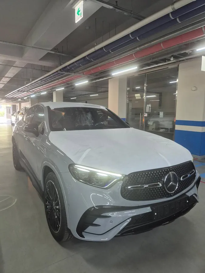 MERCEDES-BENZ GLC300 COUPE 140 EDITION 2026