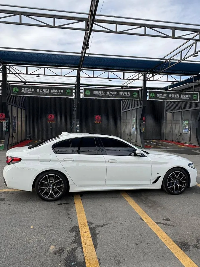 BMW 530I MSPORT 2023