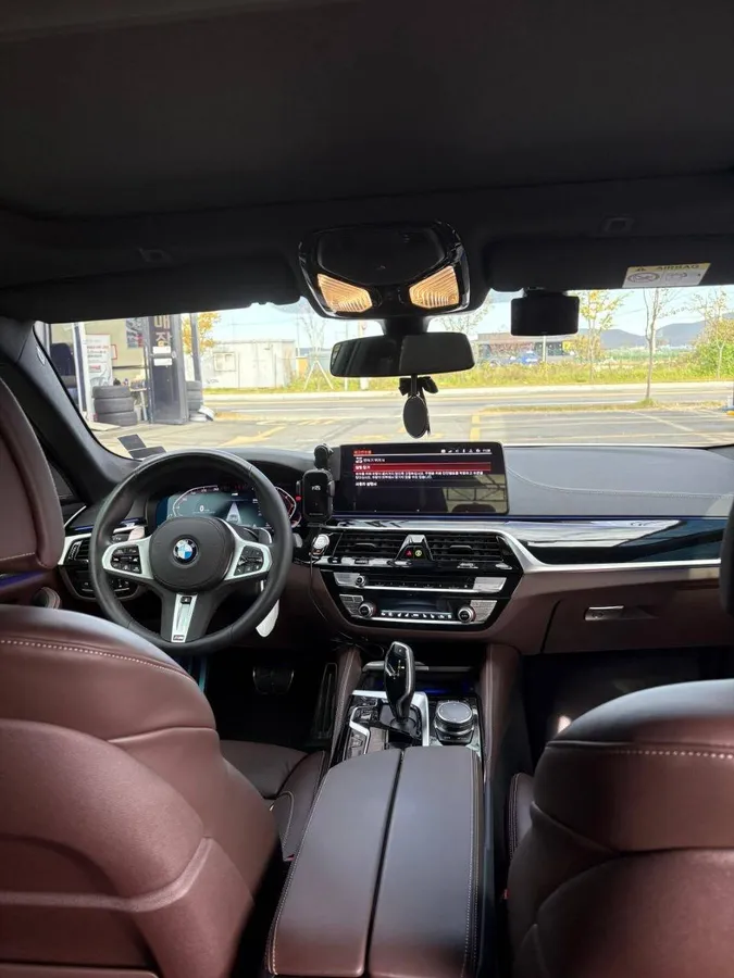 BMW 530I MSPORT 2023