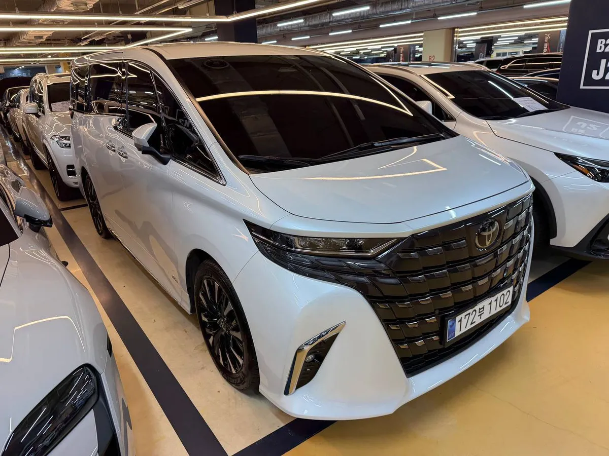 TOYOTA ALPHARD HYBRID 2023
