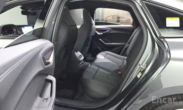 AUDI A5 2025