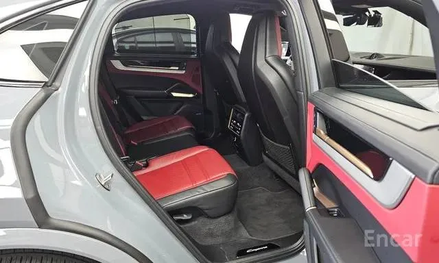 PORSCHE CAYENNE 2023