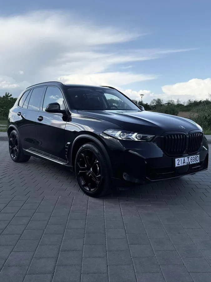 BMW X5 LUXURY 2023