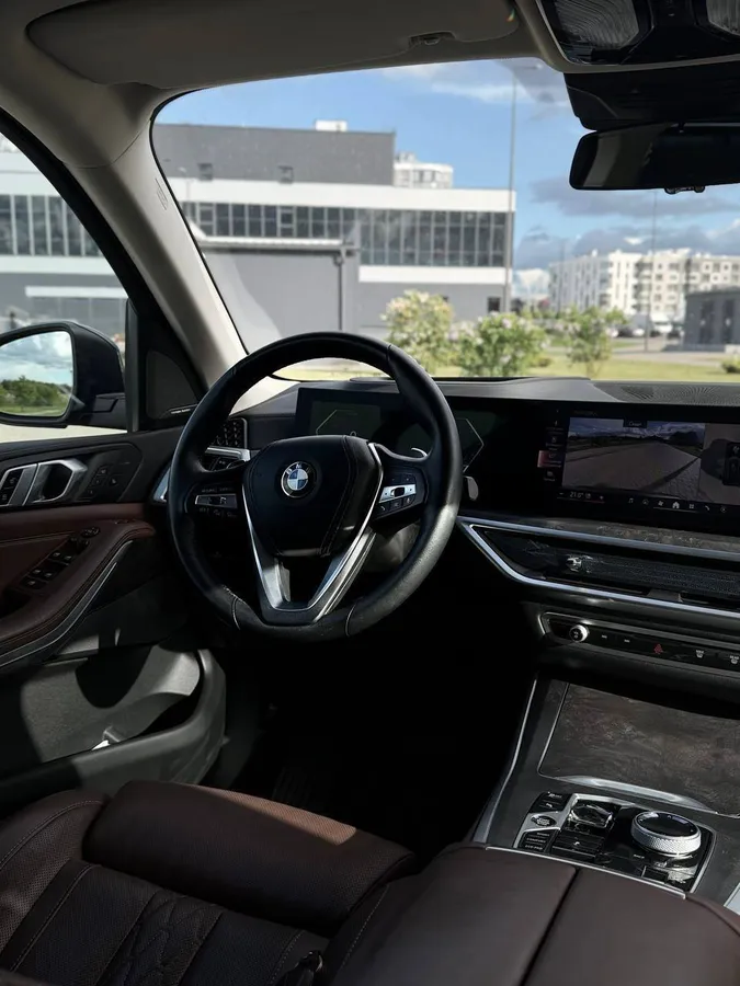 BMW X5 LUXURY 2023