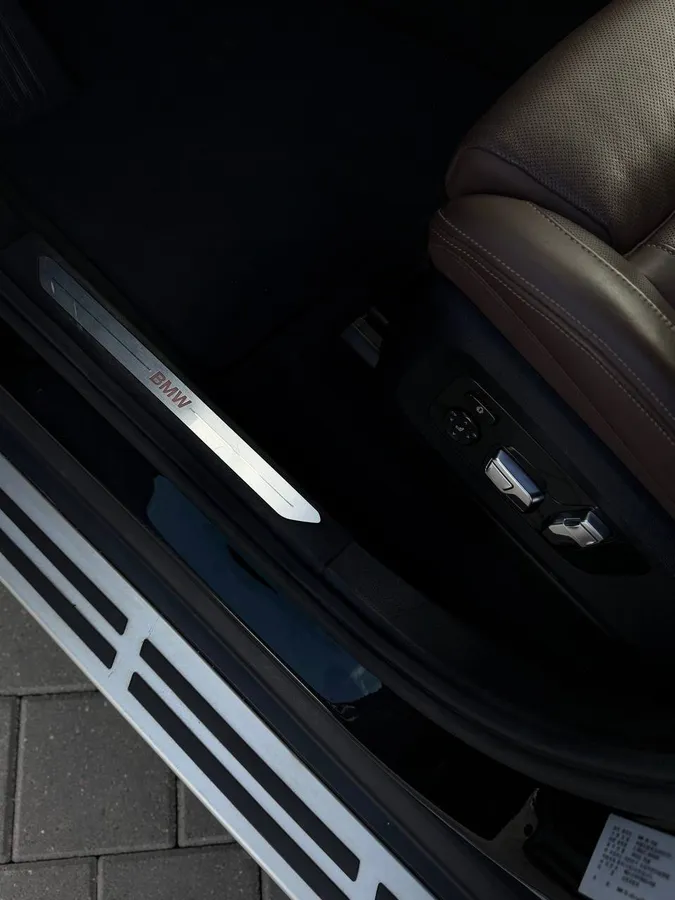 BMW X5 LUXURY 2023