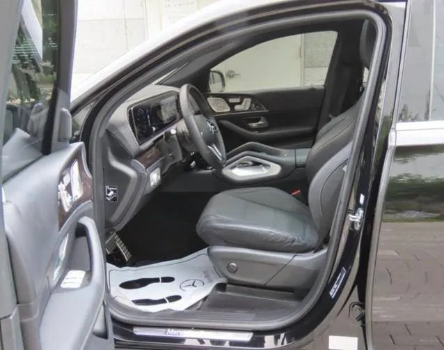 MERCEDES-BENZ GLE 400D COUPE 2023