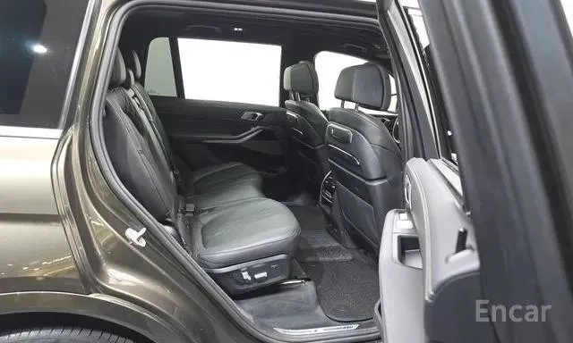 BMW X7 XDRIVE 40I M 2023