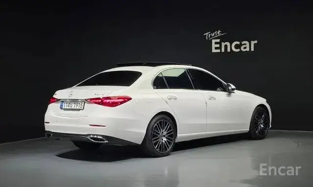 MERCEDES-BENZ C- 2022