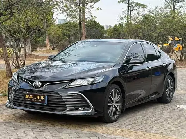 TOYOTA CAMRY XV 70 2023