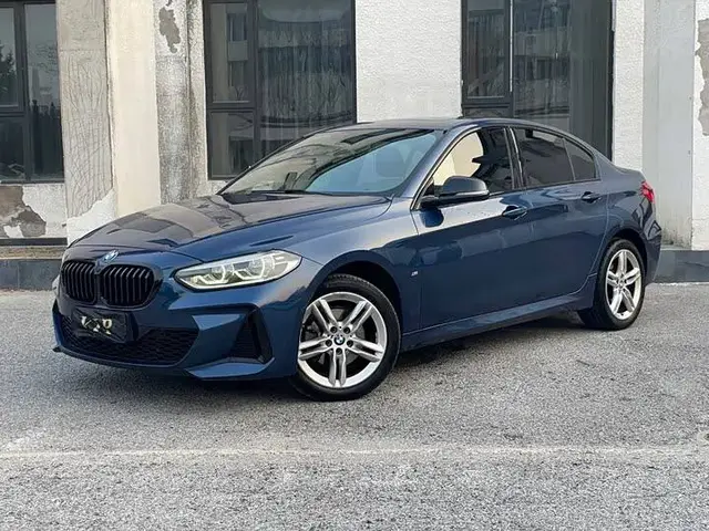 BMW 120I M SPORT 2021
