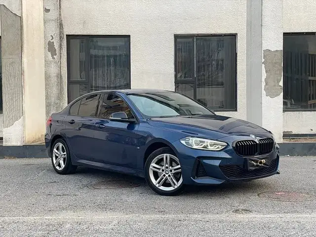 BMW 120I M SPORT 2021