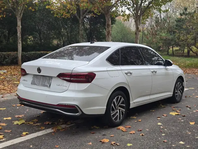 VOLKSWAGEN LAVIDA TOP 2022