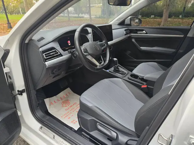 VOLKSWAGEN LAVIDA TOP 2022