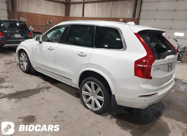 VOLVO XC90 2018