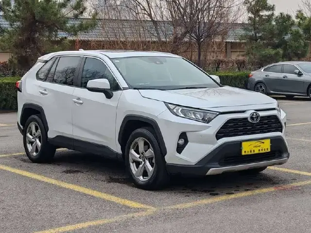 TOYOTA RAV4 2022
