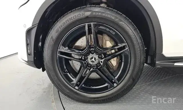 MERCEDES-BENZ GLC 300E COUPE 2021