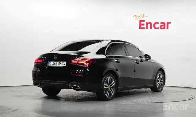 MERCEDES-BENZ A-CLASS A 220 2021