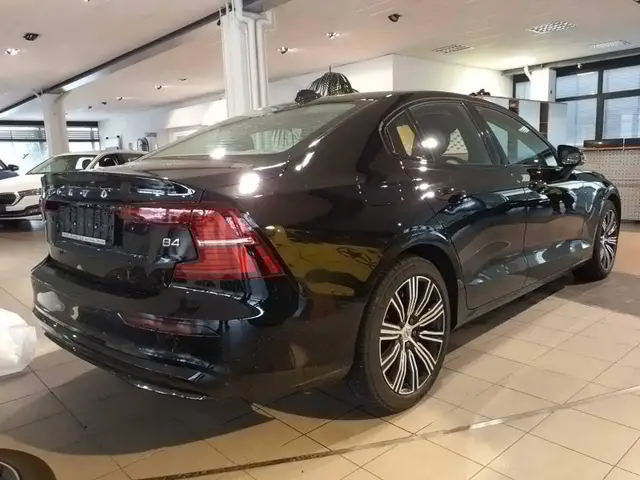 VOLVO S60 PLUS DARK 2022