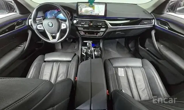BMW 520I LUXURY 2022