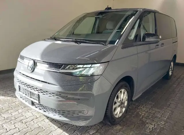 VOLKSWAGEN MULTIVAN 2022